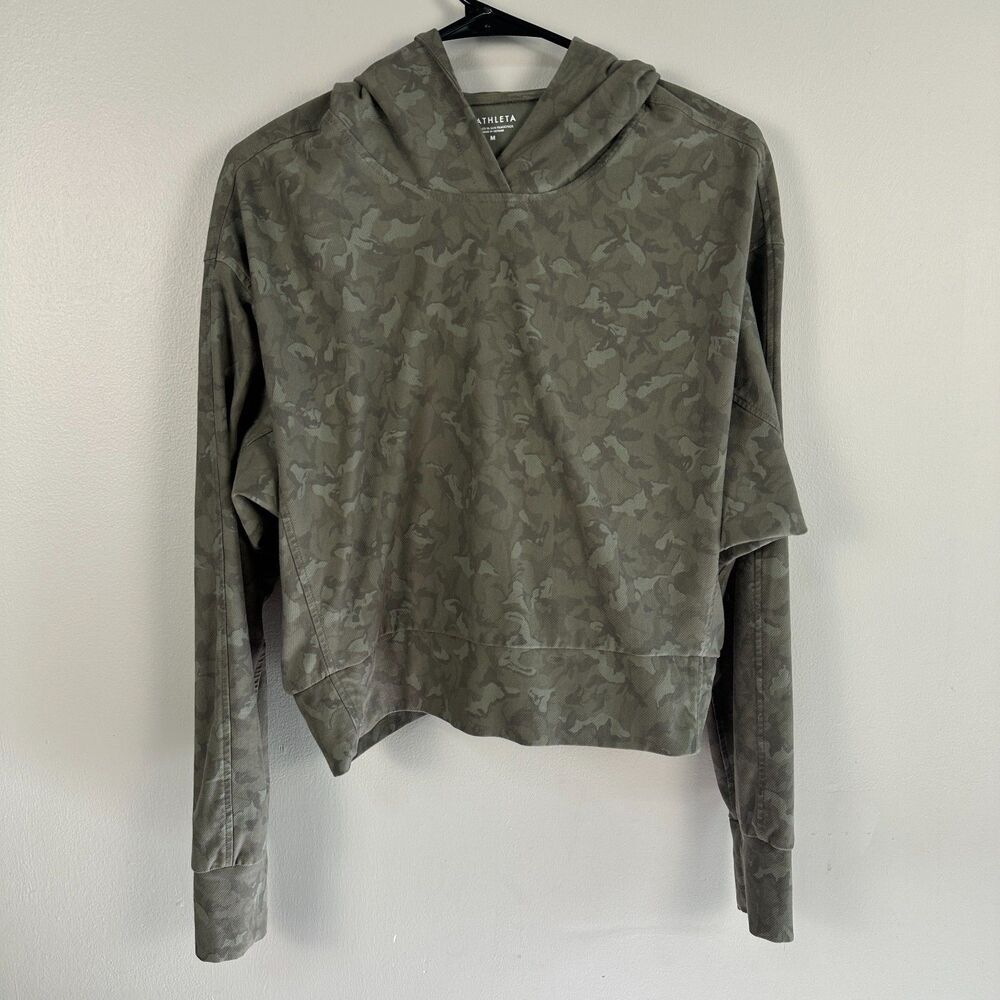 Athleta Womens Farrallon Camo Green Cropped Sweatshirt Hoodie Medium